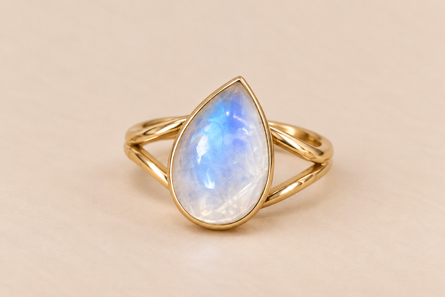 Moonstone Moonstone Ring – Elegant Natural Gemstone Jewellery