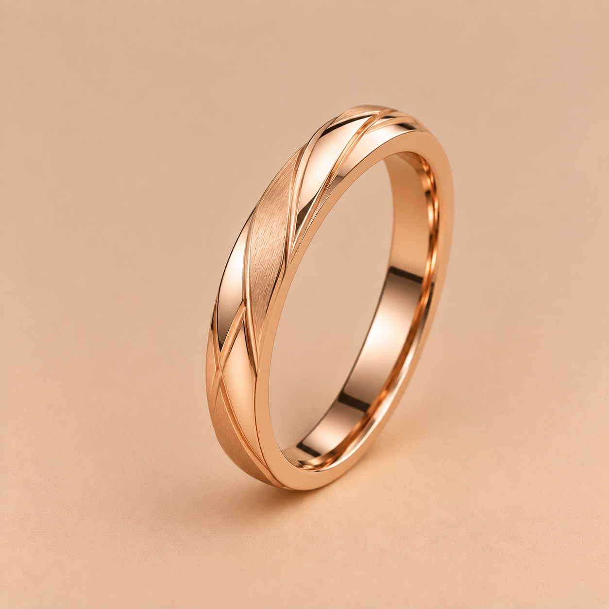 Detailed Women’s Wedding Band